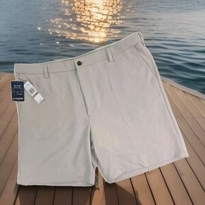 Chaps Golf 78 Men's Beige UPF 50 Stay Dry Fabric Shorts Size 42